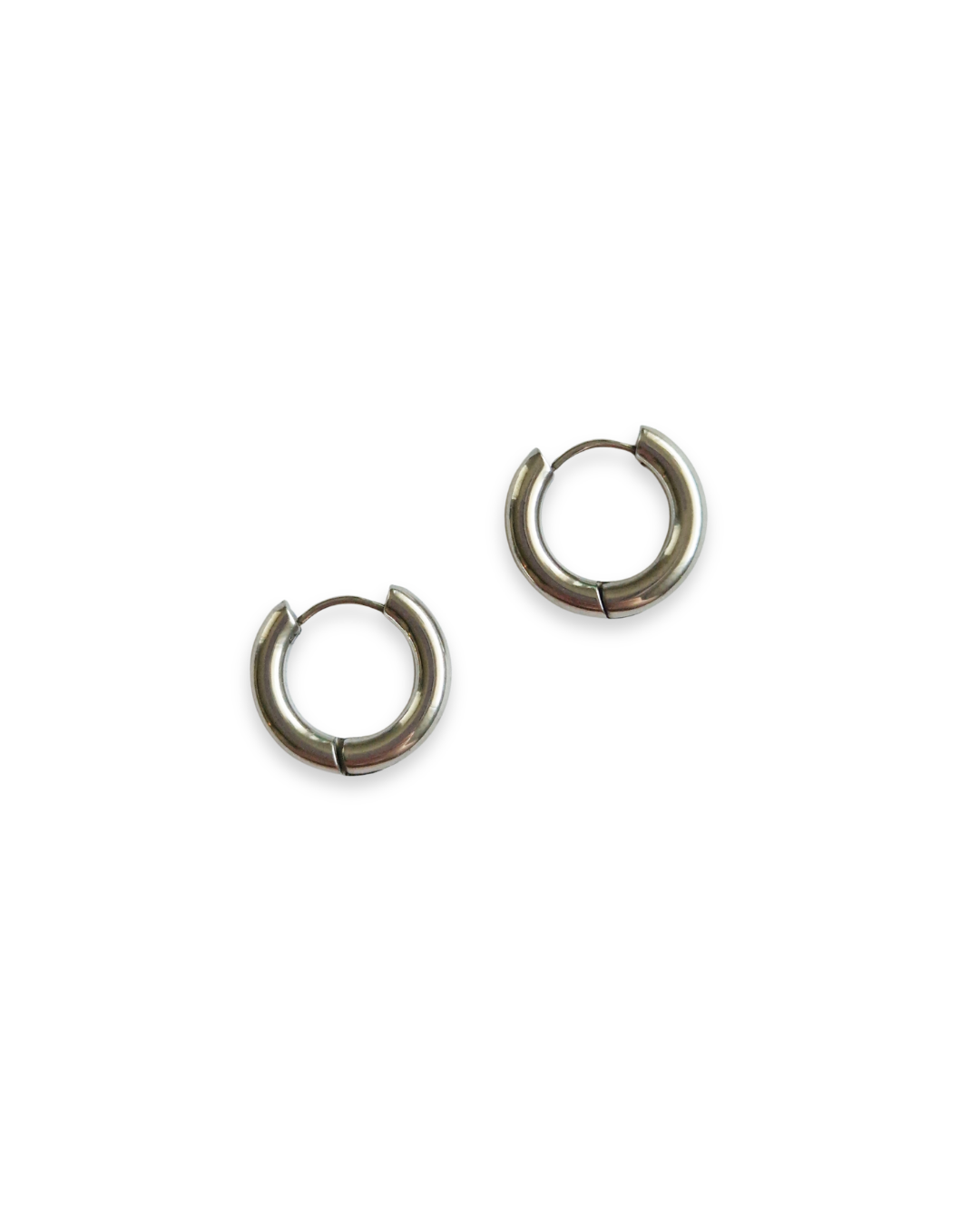 Huggie Hoop, eri kokoisia